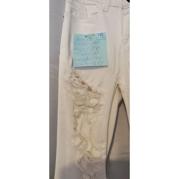 * * ALICE + OLIVIA DISTRESSED WHITE STRETCHY JEANS - Picture 3 of 9